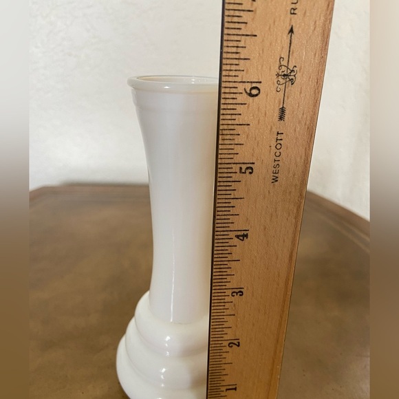 Randall Milk Glass Beehive Bud Vase 5.78" Tall Vintage - Picture 4 of 7